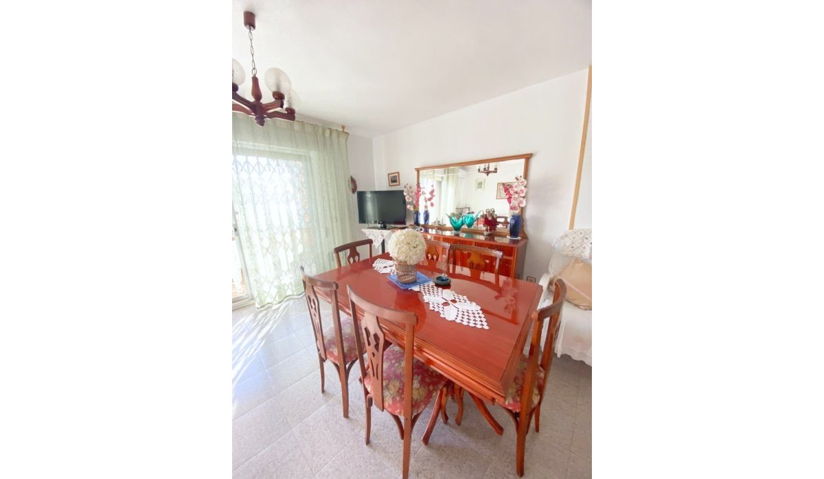 Reventa - Apartamento / piso - Los Alcazares