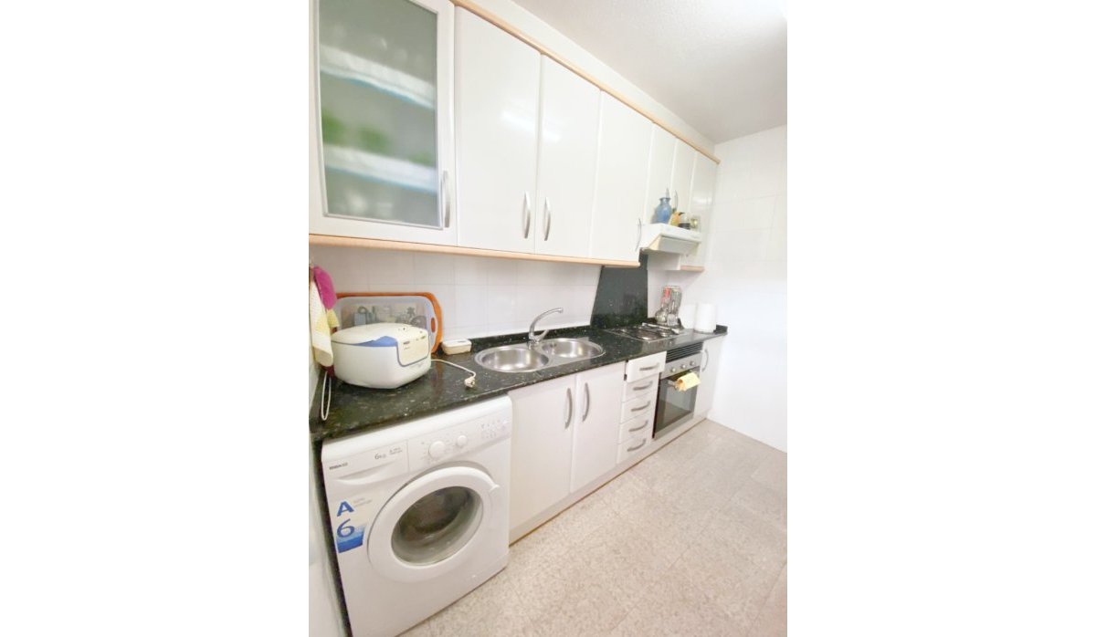 Reventa - Apartamento / piso - Los Alcazares
