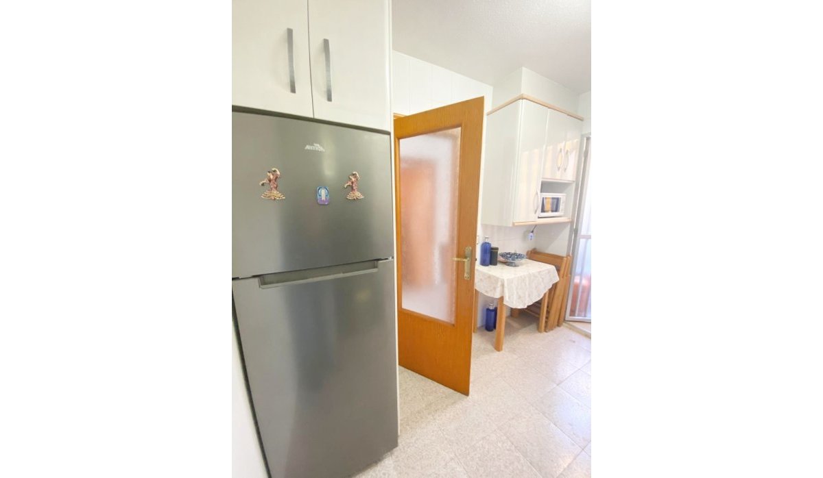 Reventa - Apartamento / piso - Los Alcazares