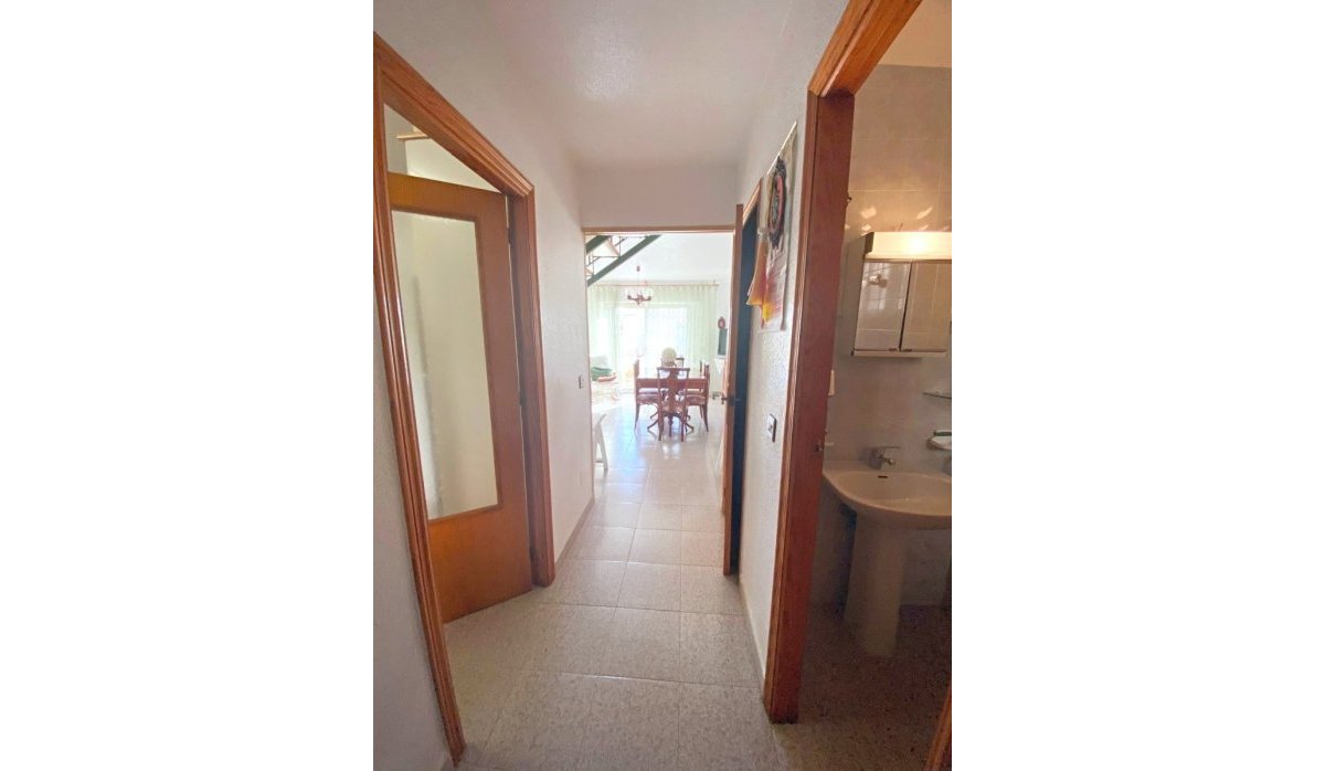 Reventa - Apartamento / piso - Los Alcazares
