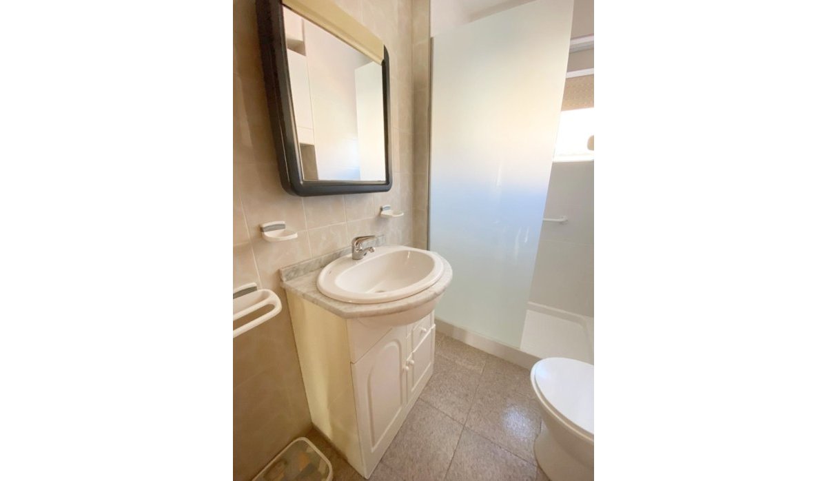 Reventa - Apartamento / piso - Los Alcazares