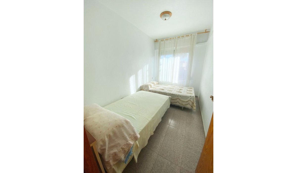 Reventa - Apartamento / piso - Los Alcazares