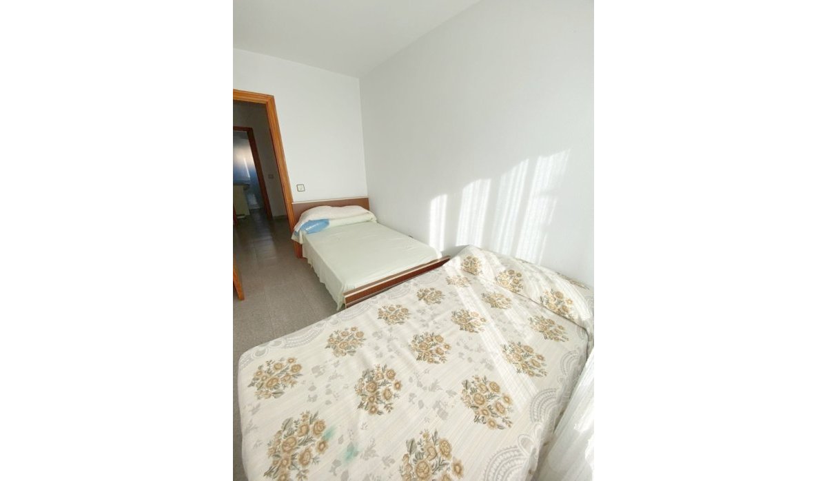 Reventa - Apartamento / piso - Los Alcazares