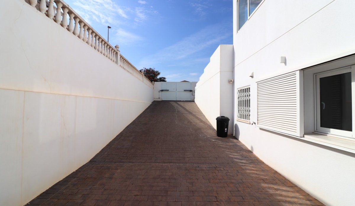 Reventa - Villa - La Marina