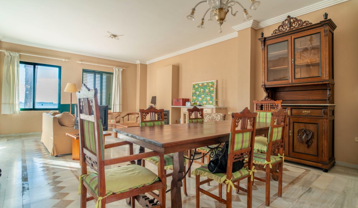 Resale - Townhouse - Santiago de la Ribera