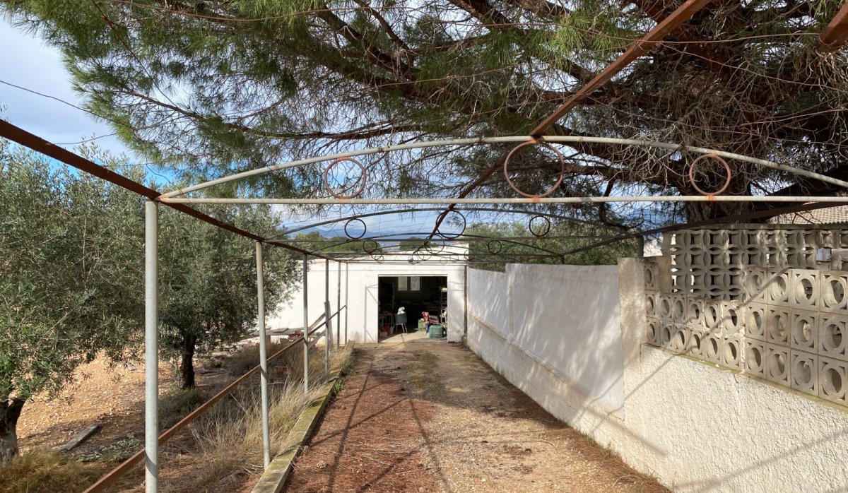 Resale - Villa - Sax