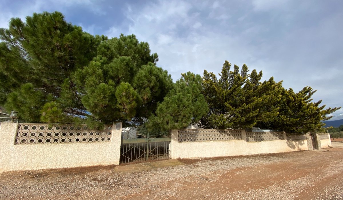 Resale - Villa - Sax