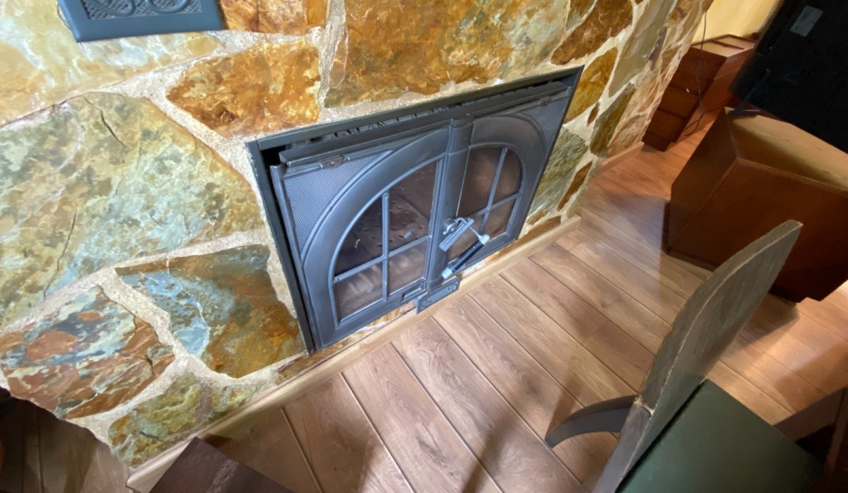 Resale - Villa - Sax