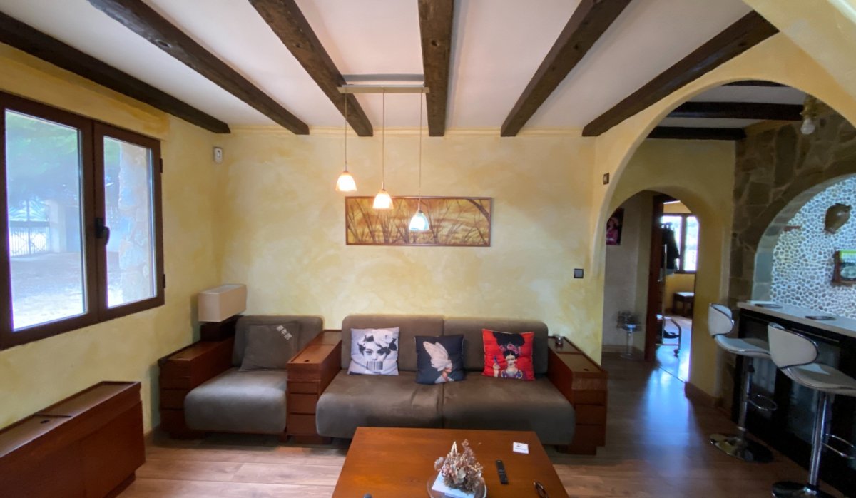 Resale - Villa - Sax