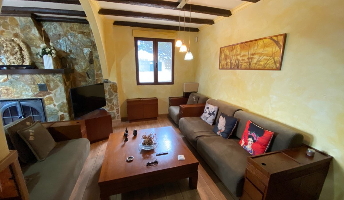 Resale - Villa - Sax