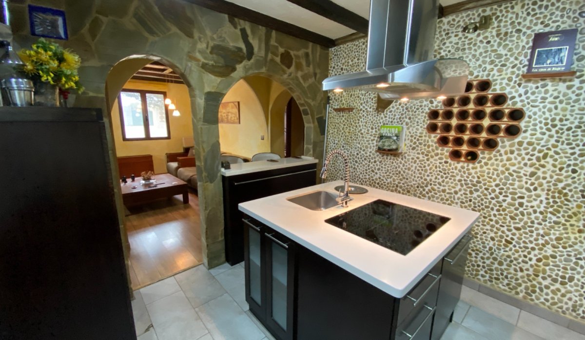 Resale - Villa - Sax