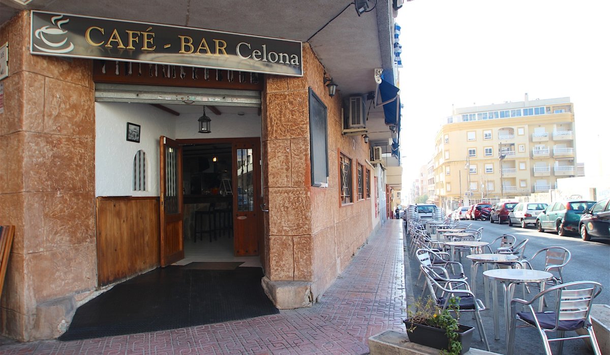 Resale - Commercial - Torrevieja