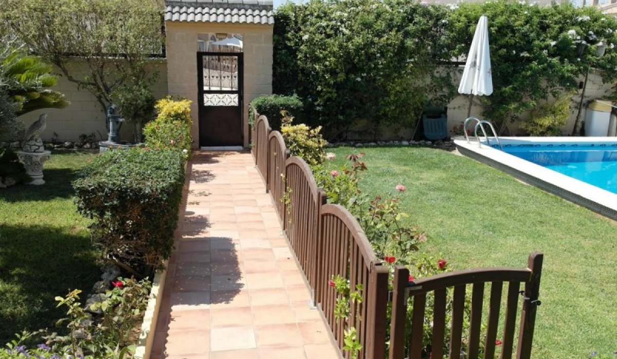 Revente - Villa - Torrevieja - Aguas Nuevas