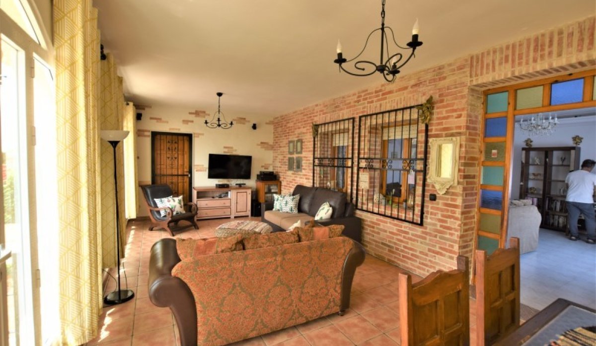 Revente - Villa - Ciudad quesada - Pueblo Bravo