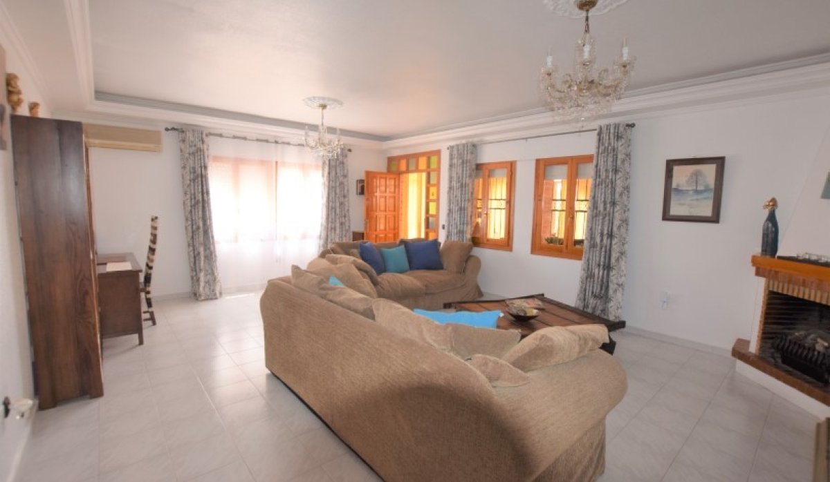 Revente - Villa - Ciudad quesada - Pueblo Bravo