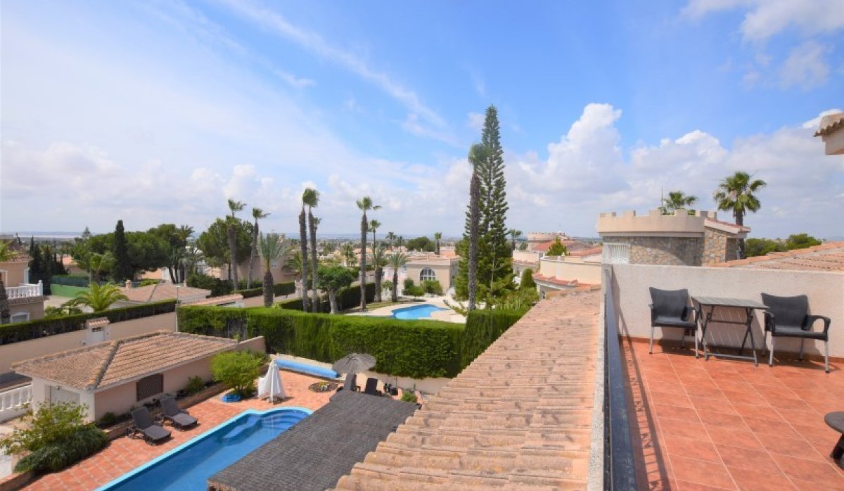 Revente - Villa - Ciudad quesada - Pueblo Bravo
