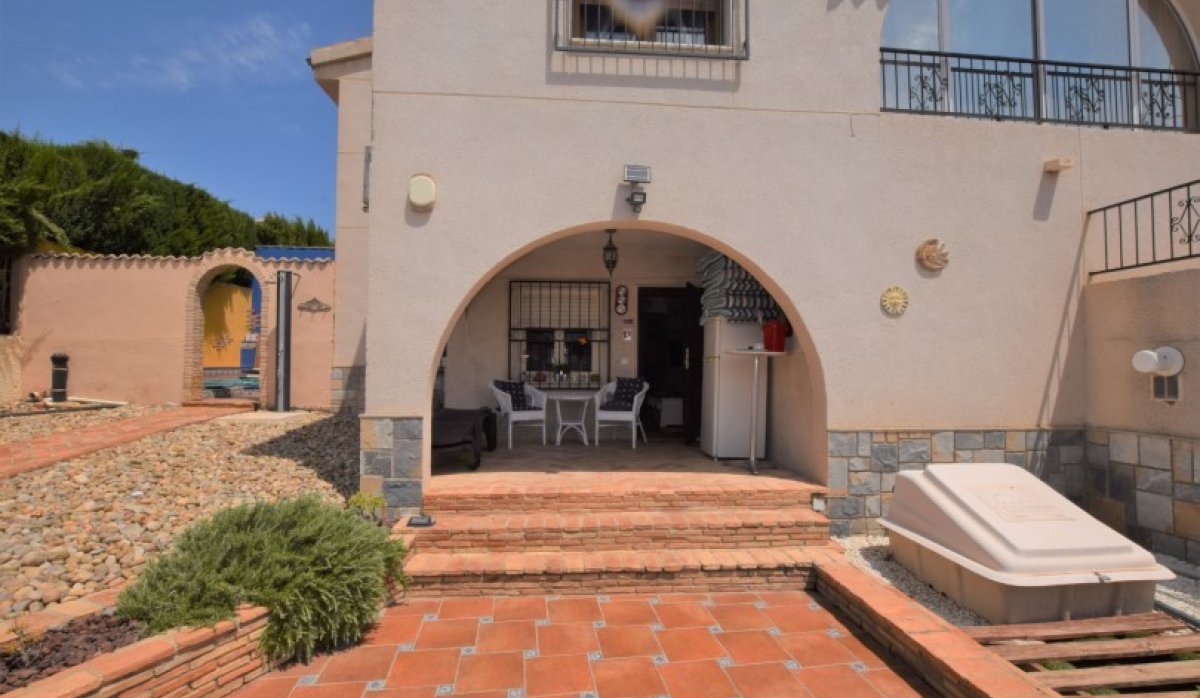 Revente - Villa - Ciudad quesada - Pueblo Bravo