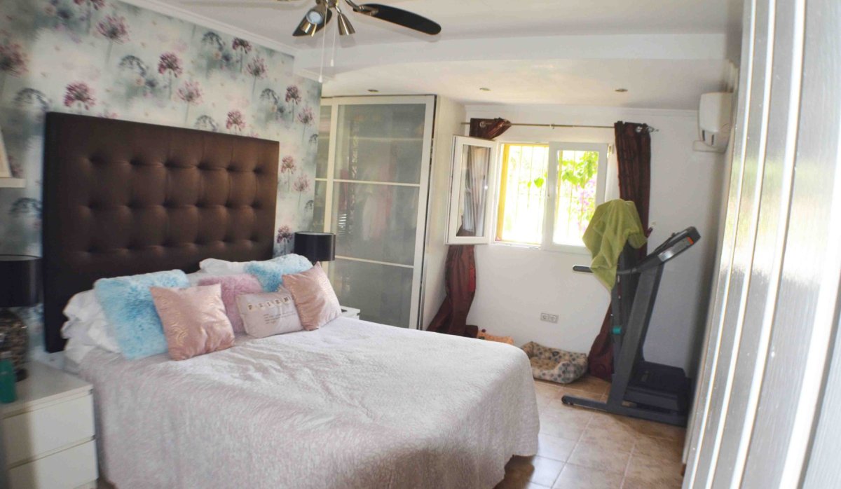Revente - Villa - Playa Flamenca - Alicante