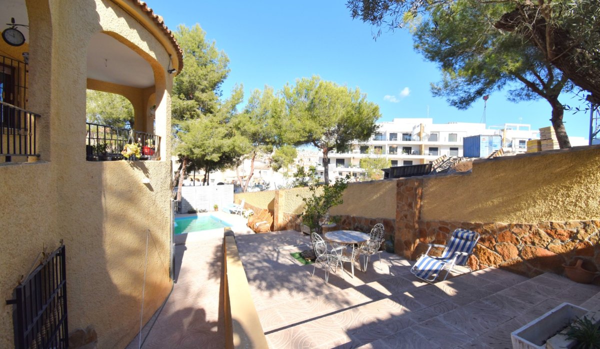 Revente - Villa - Orihuela Costa - Villamartín