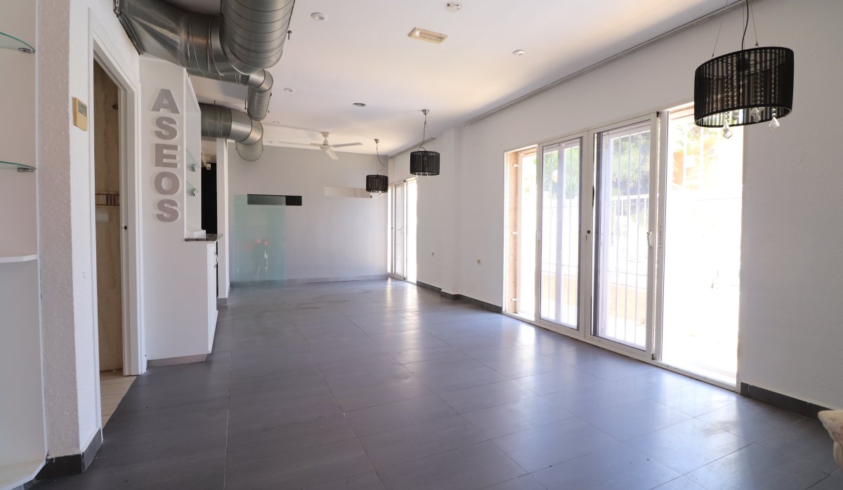 Revente - Commercial - Ciudad quesada - La Marquesa Golf