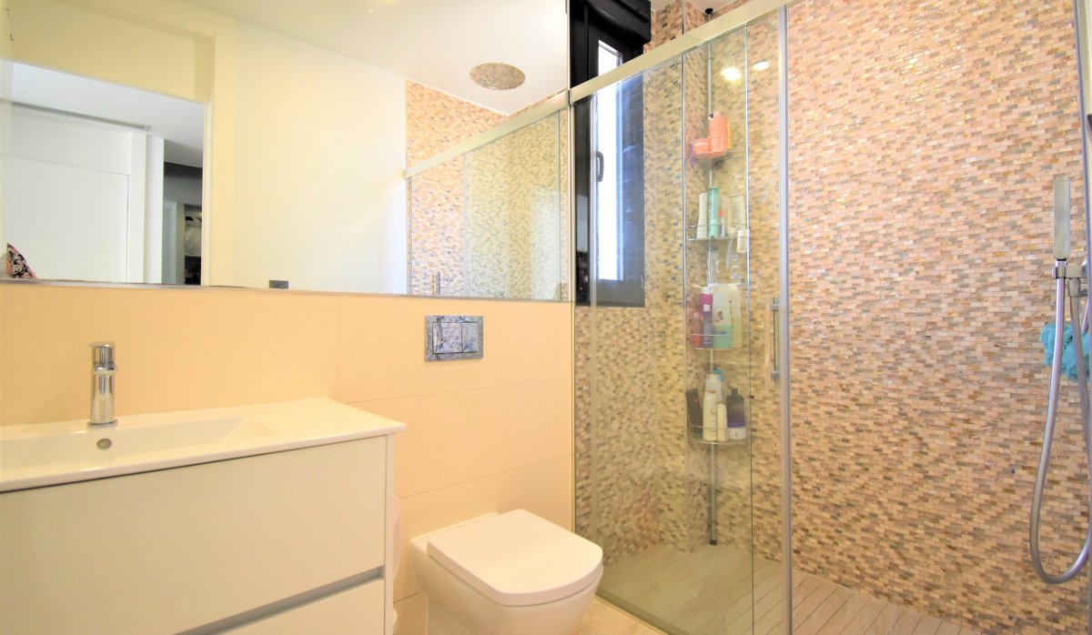 Revente - Villa - Orihuela Costa - Villamartín