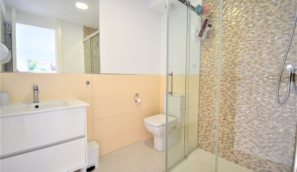 Revente - Villa - Orihuela Costa - Villamartín