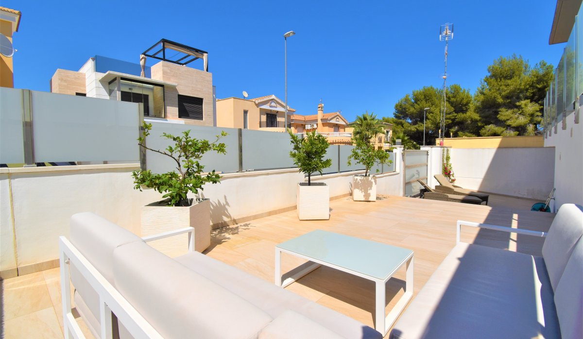 Revente - Villa - Orihuela Costa - Villamartín