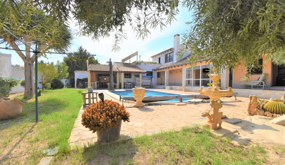 Resale - Villa - Orihuela Costa - Villamartín