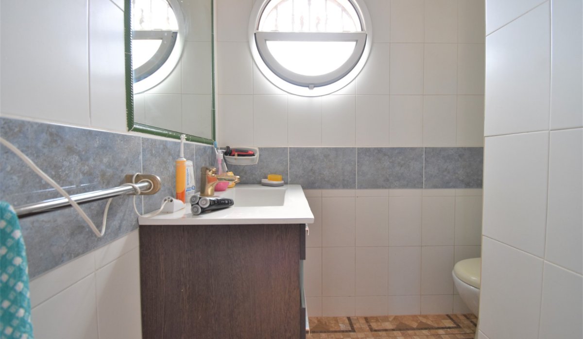 Resale - Villa - Orihuela Costa - Villamartín