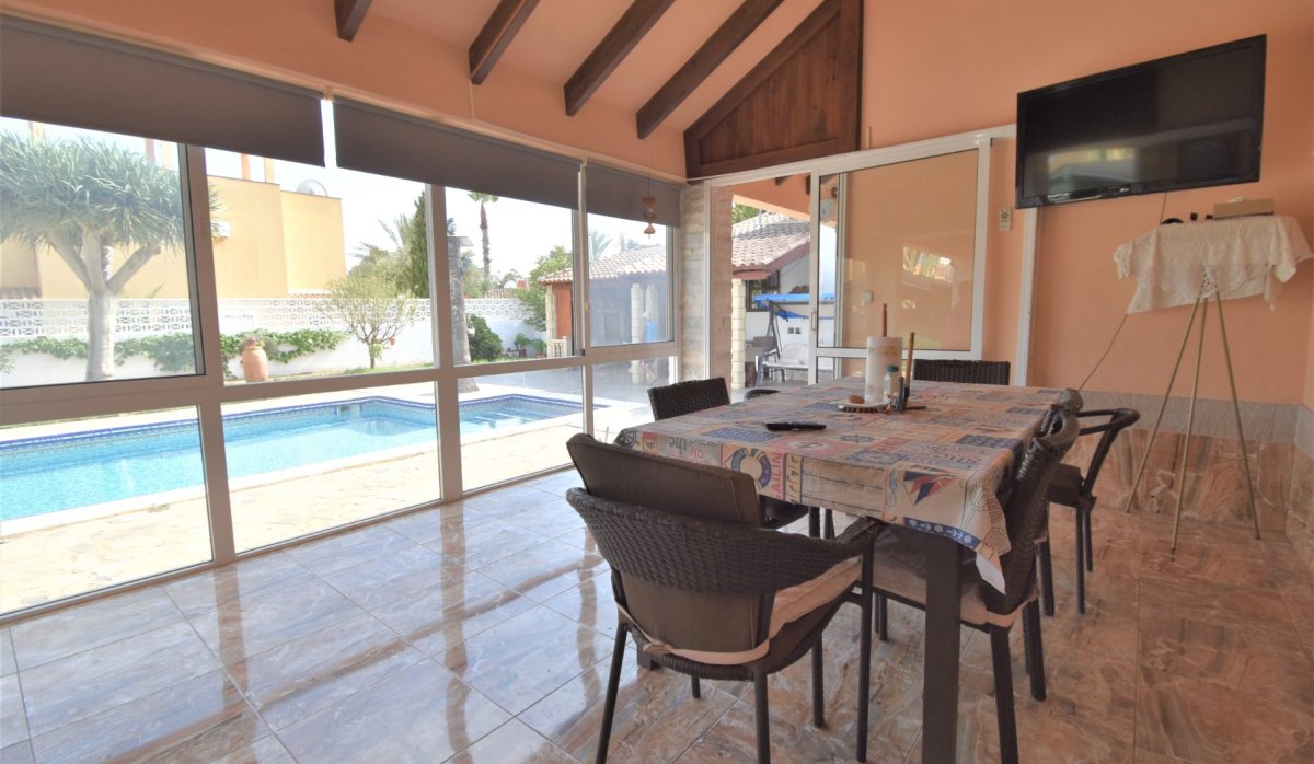 Resale - Villa - Orihuela Costa - Villamartín