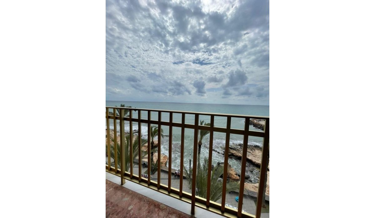 Resale - Apartment / flat - Torrevieja