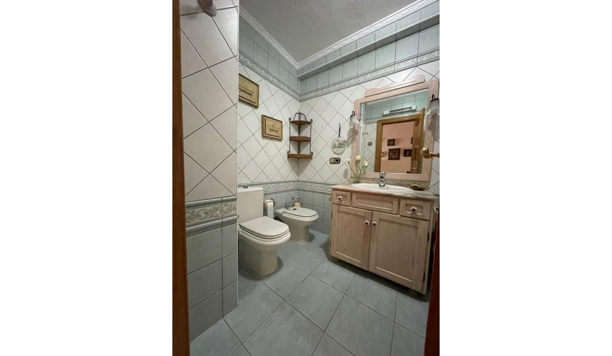 Resale - Apartment / flat - Torrevieja