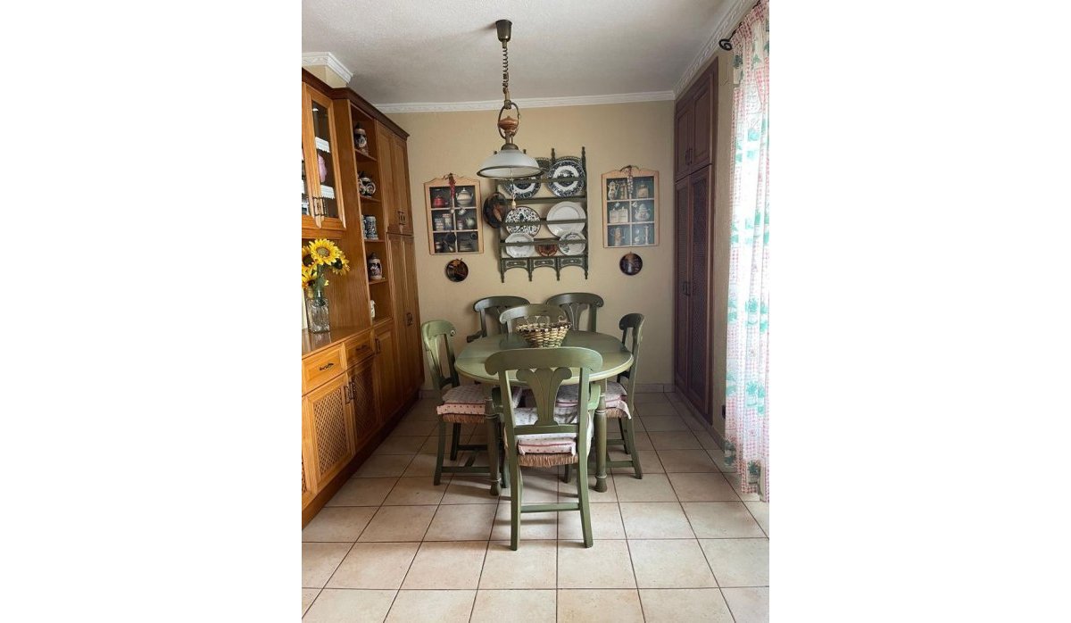 Resale - Apartment / flat - Torrevieja