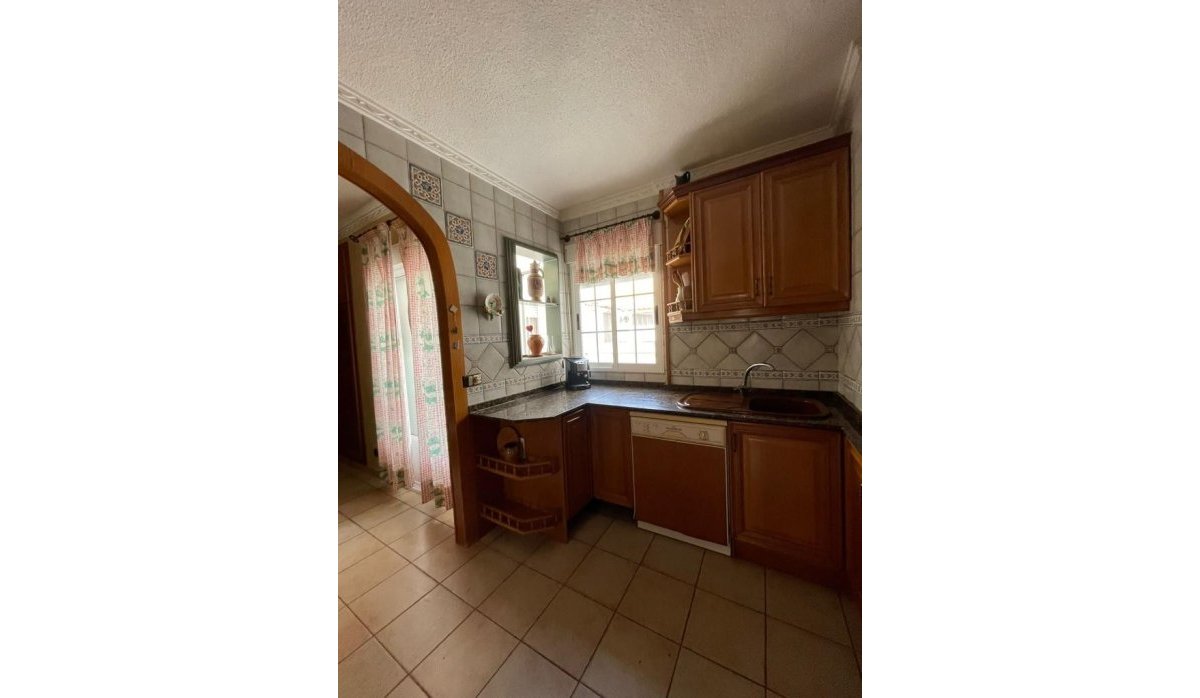 Resale - Apartment / flat - Torrevieja
