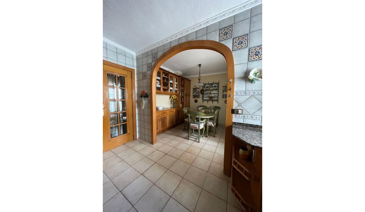 Resale - Apartment / flat - Torrevieja
