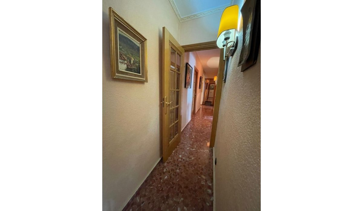 Resale - Apartment / flat - Torrevieja