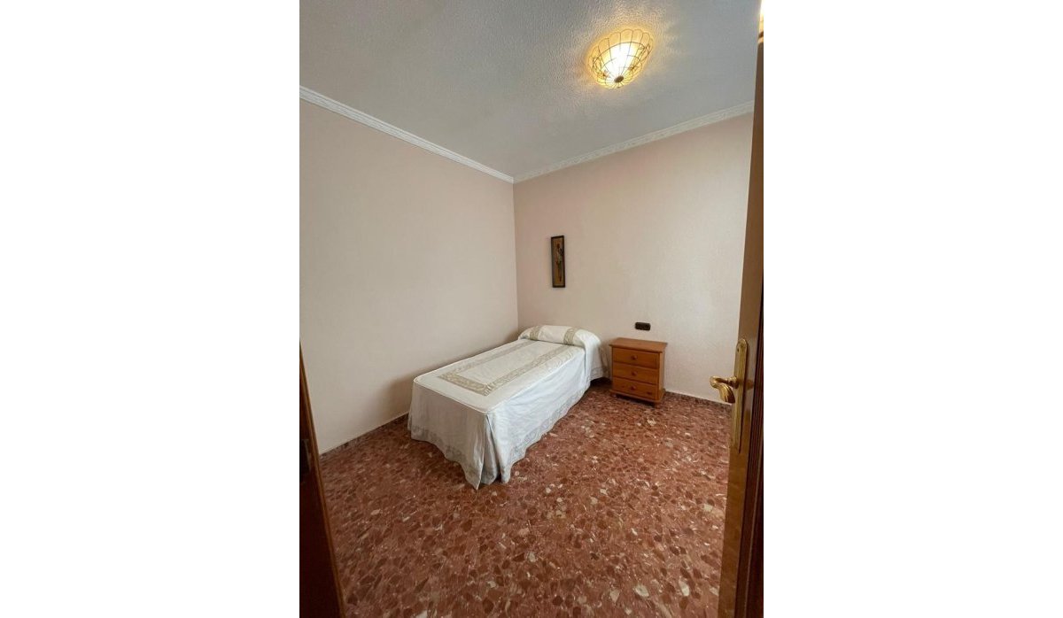Resale - Apartment / flat - Torrevieja