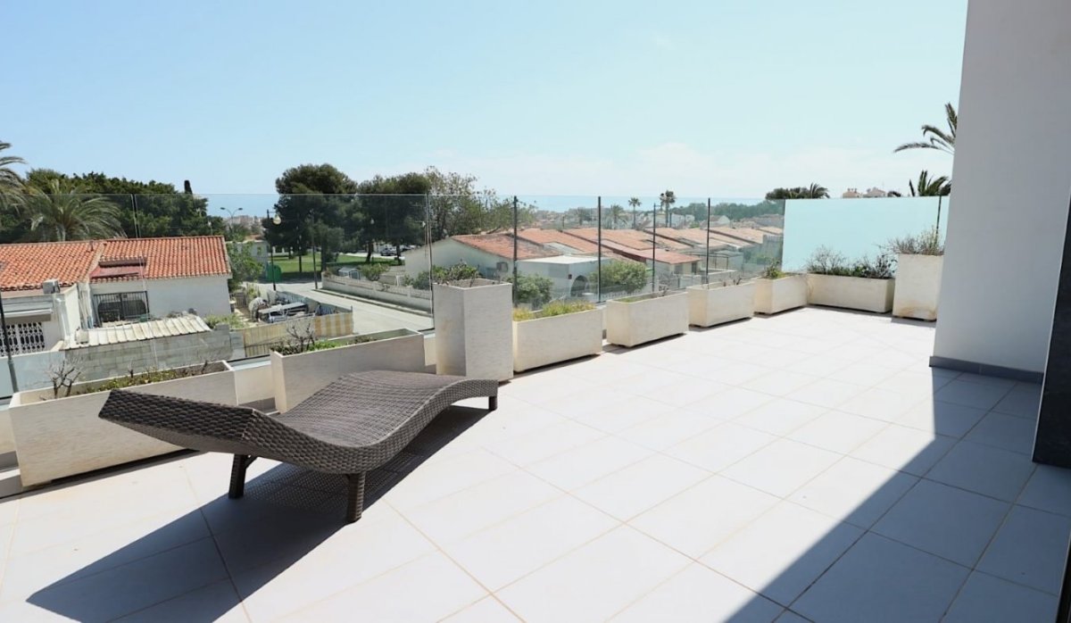 Resale - Villa - Torrevieja - Los Angeles