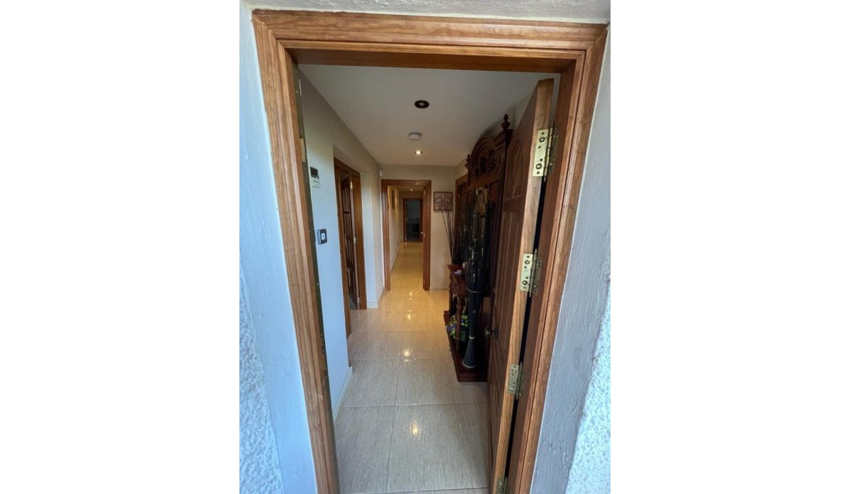 Resale - Villa - Orihuela Costa - Campoamor