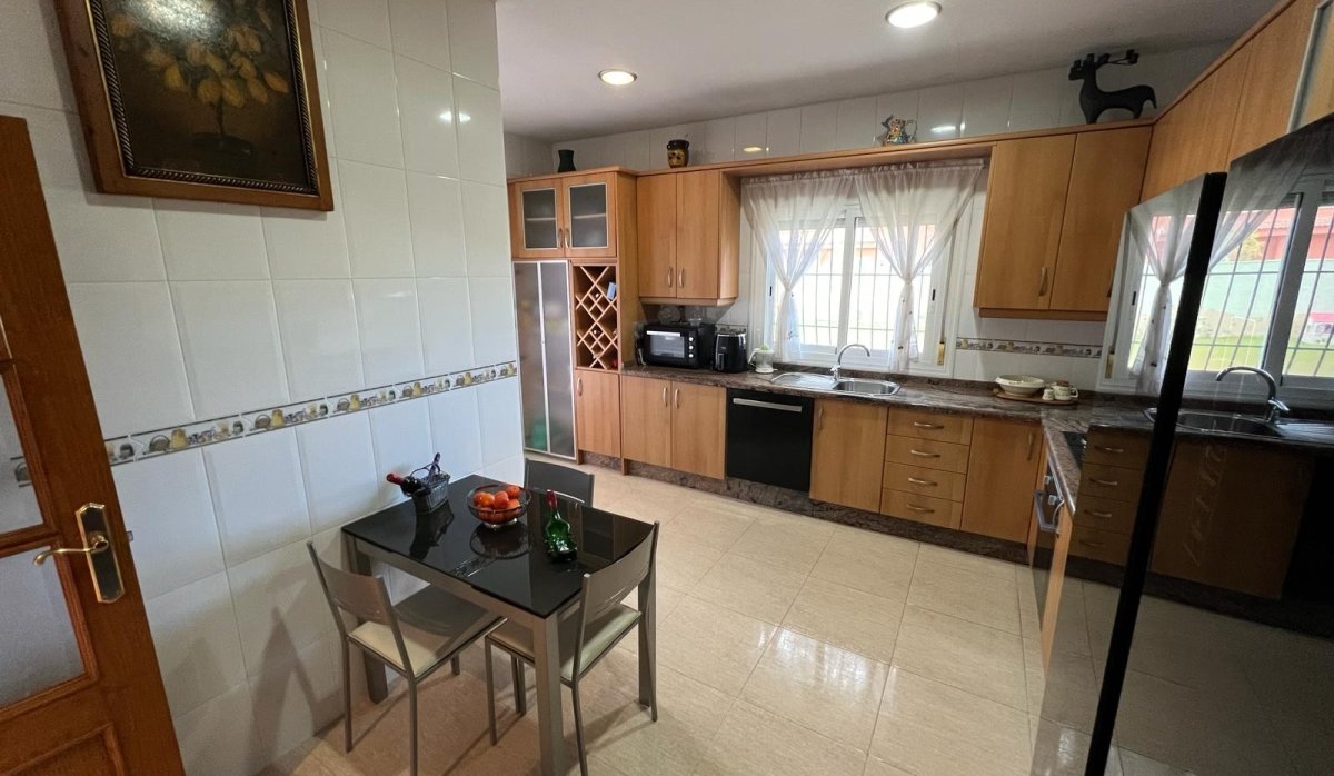 Resale - Villa - Orihuela Costa - Campoamor