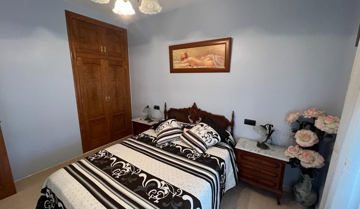 Resale - Villa - Orihuela Costa - Campoamor