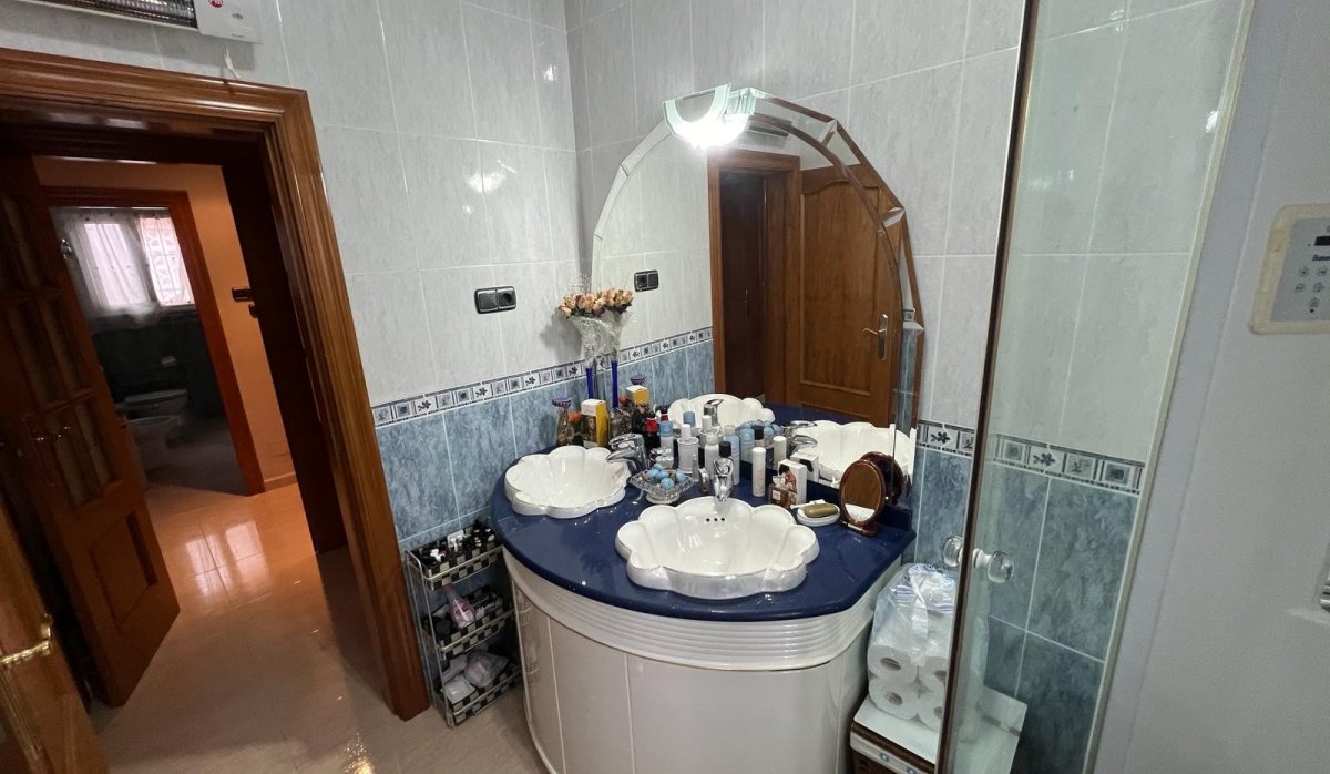 Resale - Villa - Orihuela Costa - Campoamor