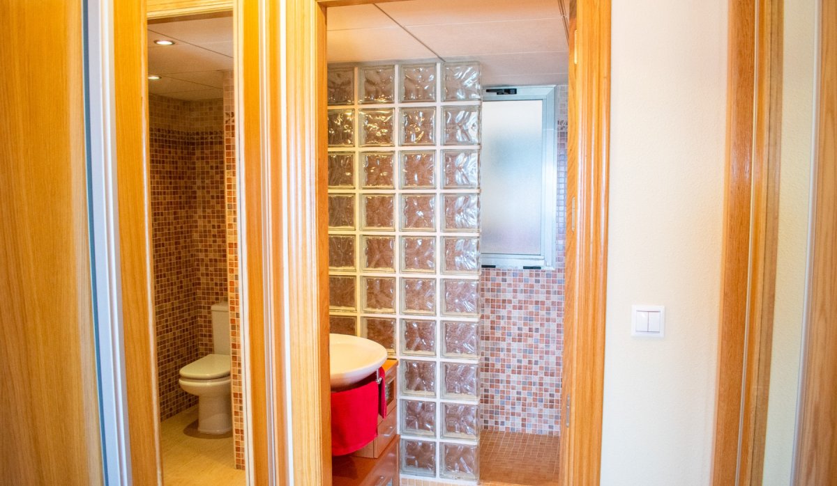 Resale - Apartment / flat - Torrevieja - Playa Los Locos