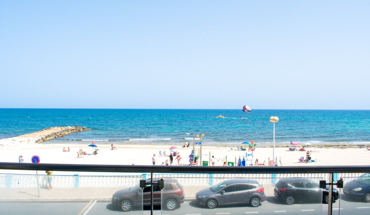 Resale - Apartment / flat - Torrevieja - Playa Los Locos