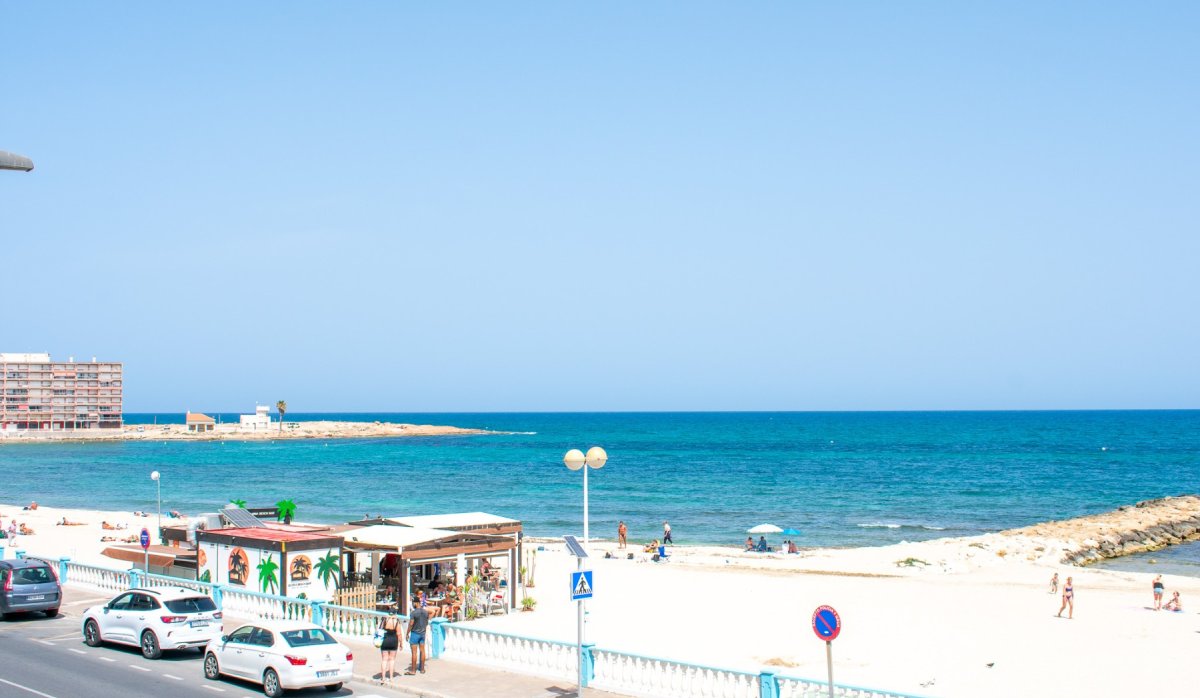 Resale - Apartment / flat - Torrevieja - Playa Los Locos