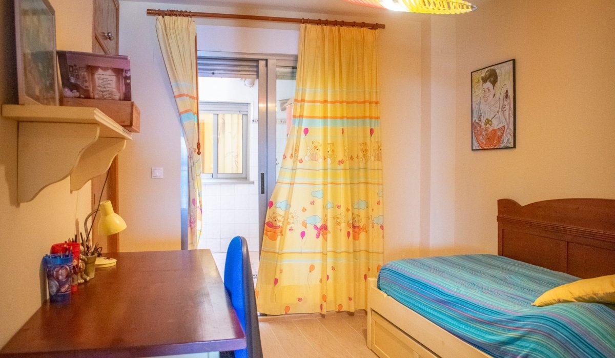 Resale - Apartment / flat - Torrevieja - Playa Los Locos