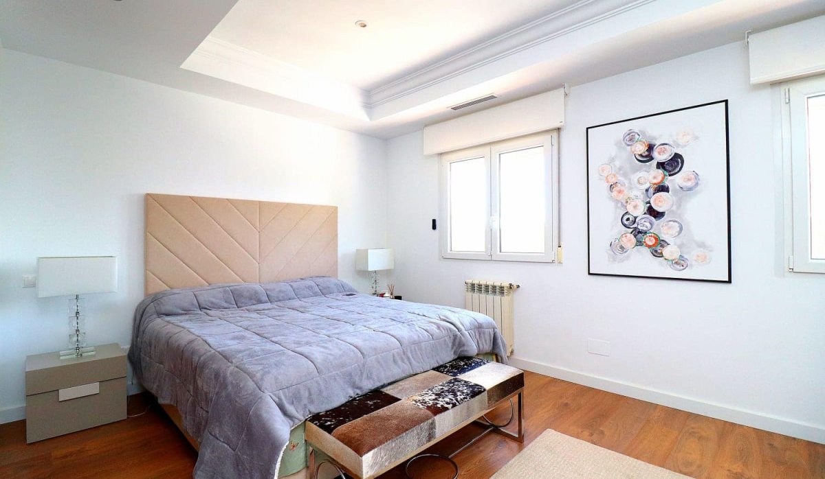 Resale - Villa - Orihuela Costa - Campoamor