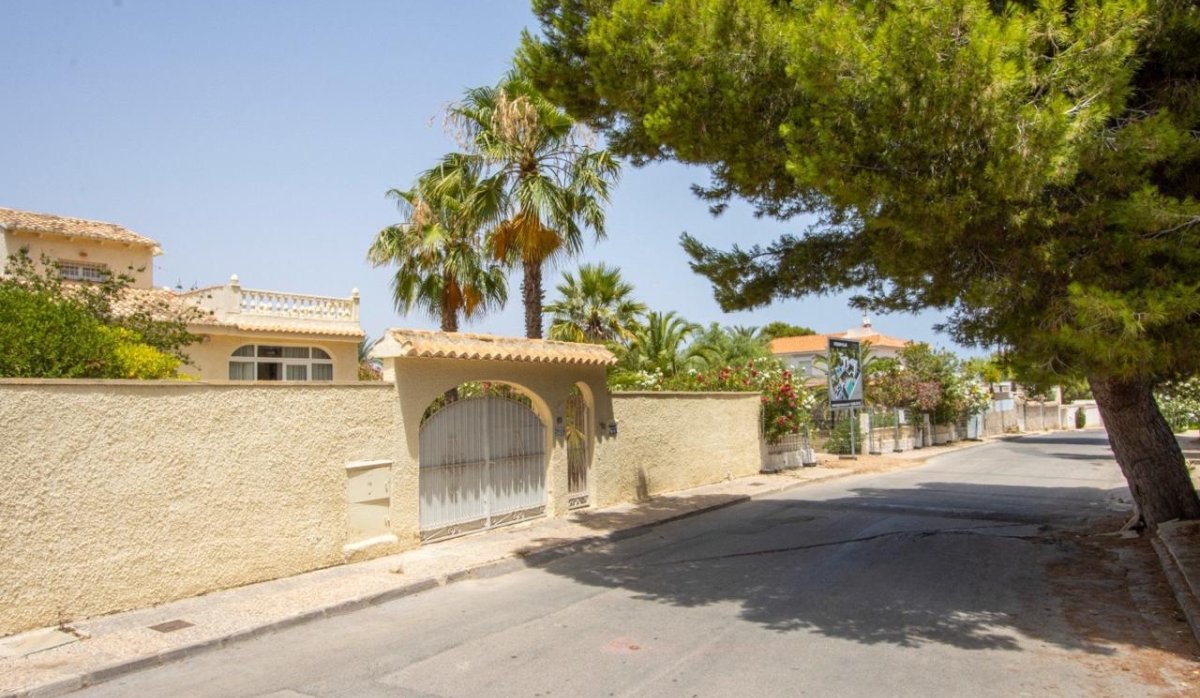 Revente - Parcelle / Terrain - Orihuela Costa - La Zenia