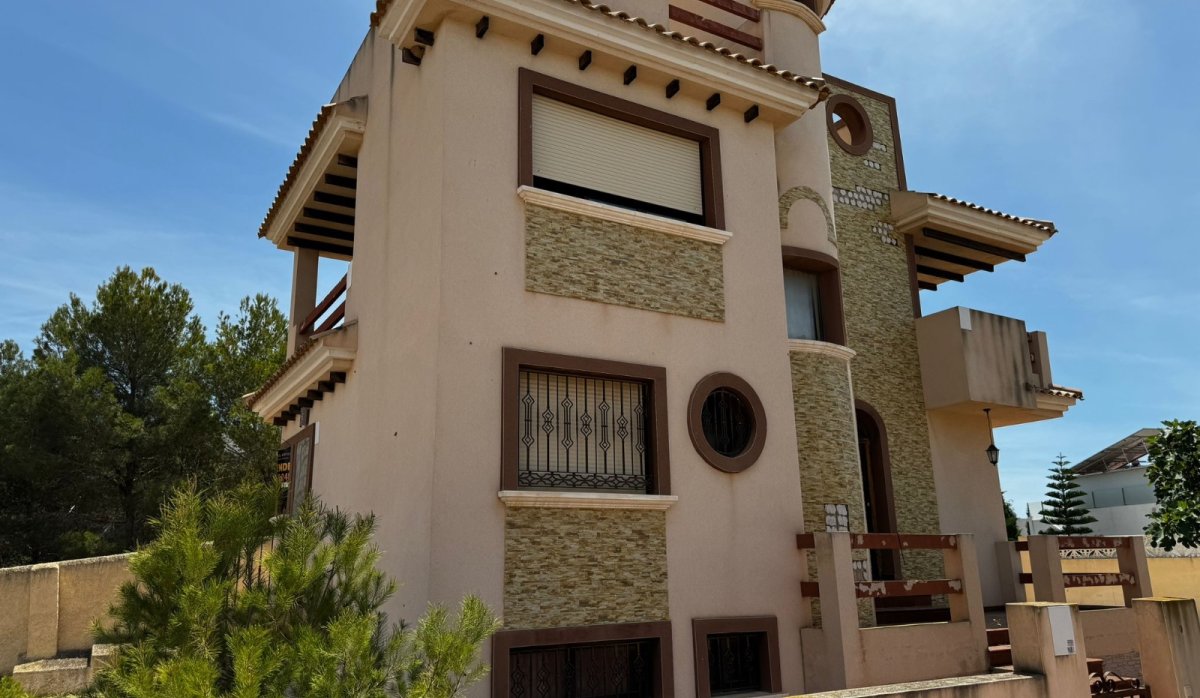 Revente - Villa - Orihuela Costa - Villamartín