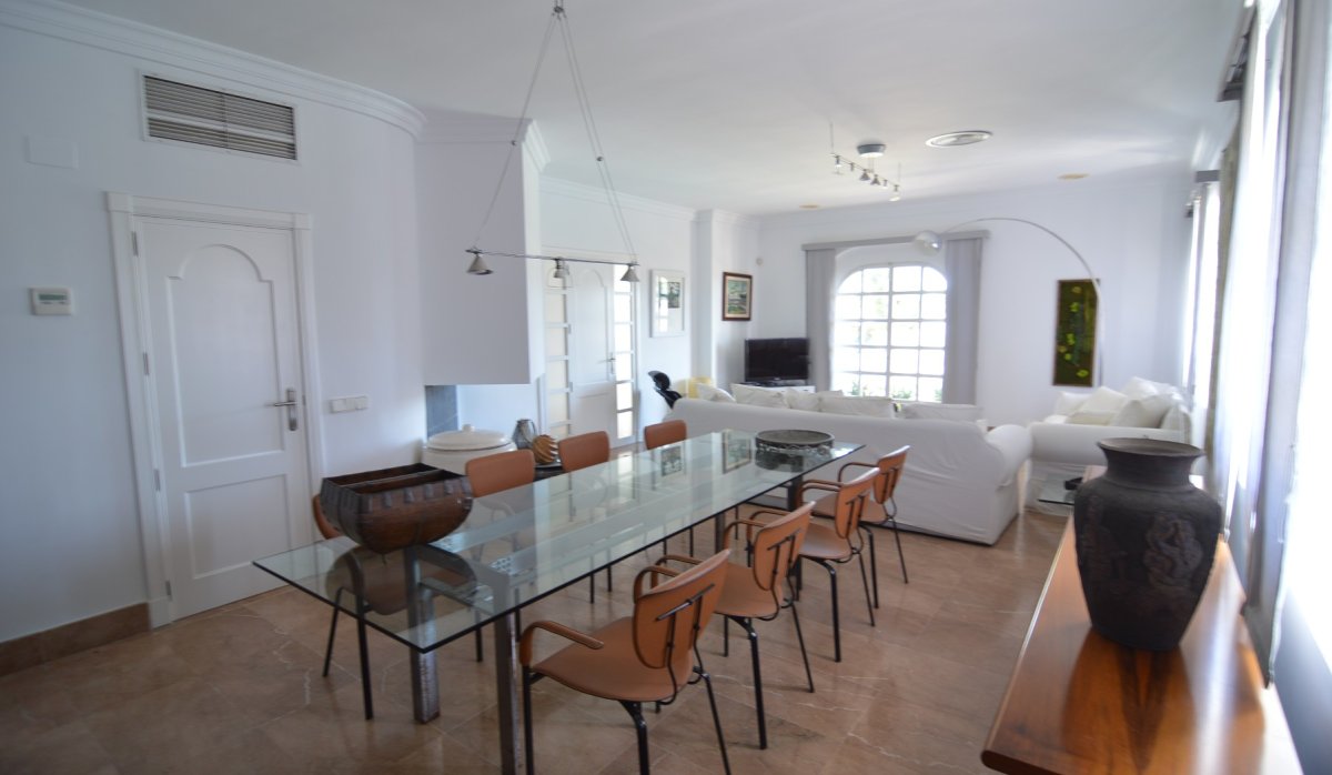 Resale - Villa - Torrevieja - Torreta